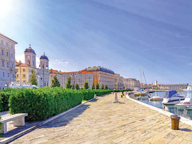 Sonniger Herbst an der italienischen Adria