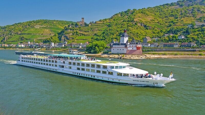 Reiseperle auf dem Rhein
