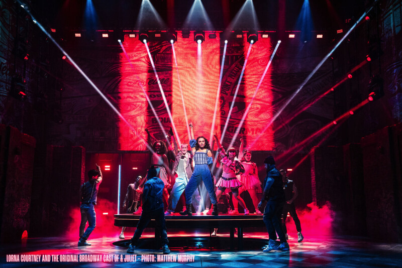 & JULIA - DAS MUSICAL!
